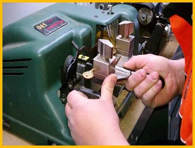 East Pittsburgh Locksmith Service East Pittsburgh, PA 412-533-9174 - key-cutting