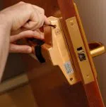 East Pittsburgh Locksmith Service East Pittsburgh, PA 412-533-9174 - new-locks-installation